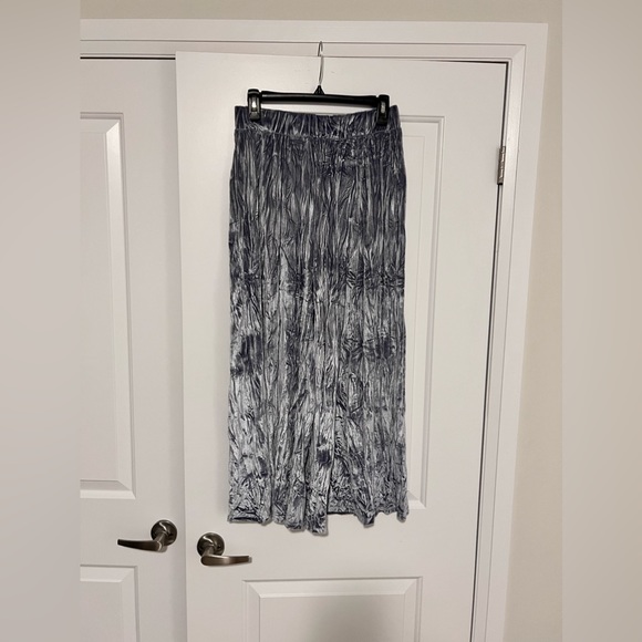 TOPSHOP Crushed Velvet Culottes - Picture 1 of 6